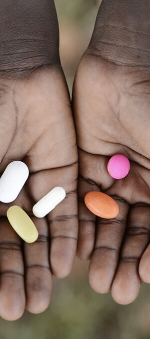pillsinhands