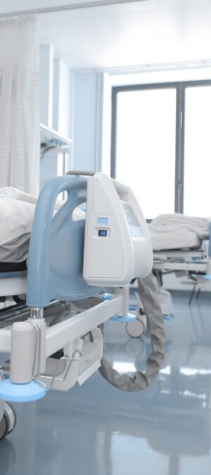 beds in hospital room