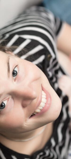 breastfeeding mom looking up