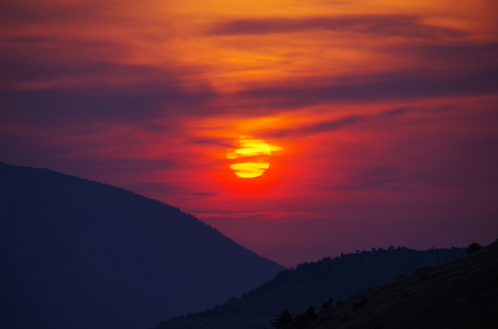 mountain sunrise photo