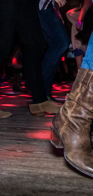 country dancing in a bar