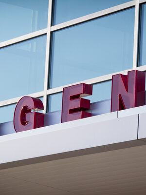emergency sign on roof