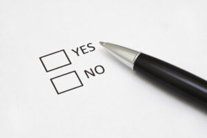 yes and no with pen